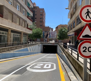 ©Ayto.Granada: El Ayuntamiento mejora la seguridad del paso subterrneo de la calle Emilio Durn Durn